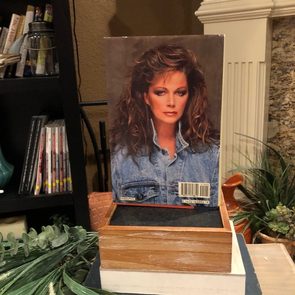 Jackie Collins Book Rock Star - Picture 2 of 3